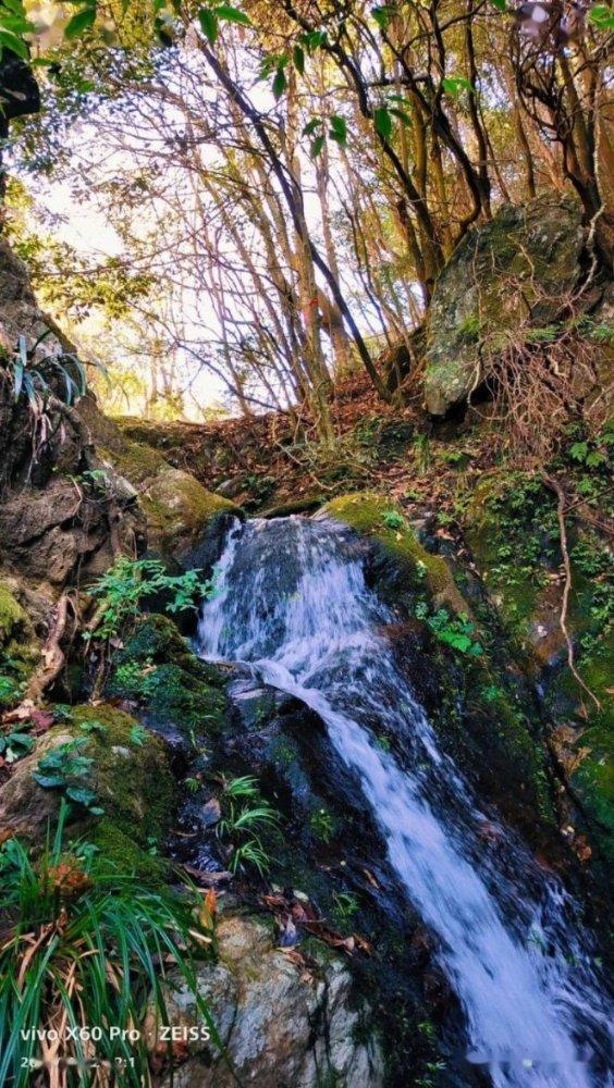 他把“矿山村”变成了“旅游村”